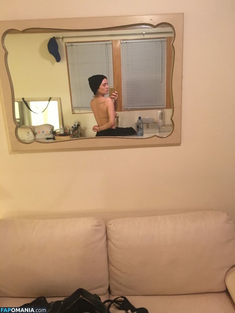 Addison Timlin Nackt Geleaktes Foto #51