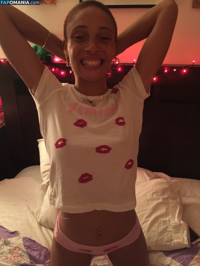 Adwoa Aboah Nackt Geleaktes Foto #31