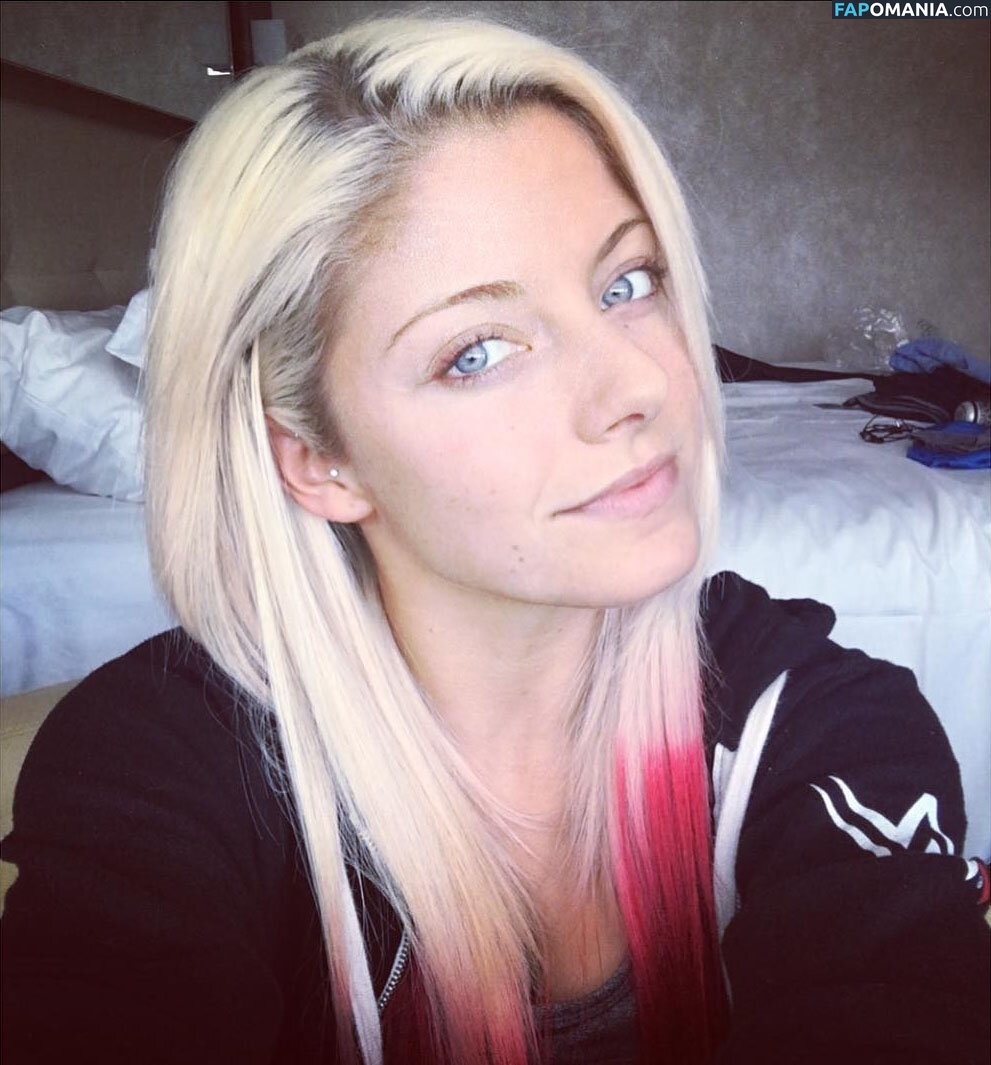Alexa Bliss Nackt Geleaktes Foto #1