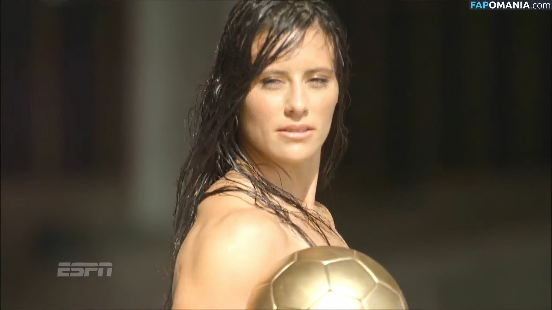 Ali Krieger Nackt Geleaktes Foto #11