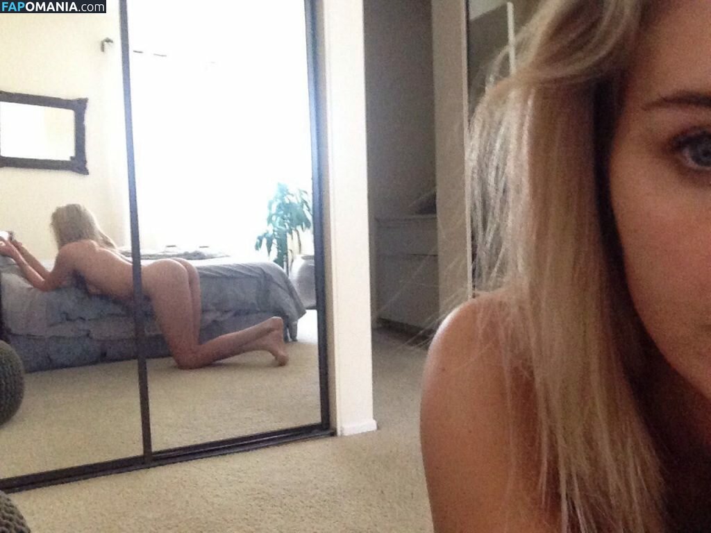 Alice Haig Nackt Geleaktes Foto #2