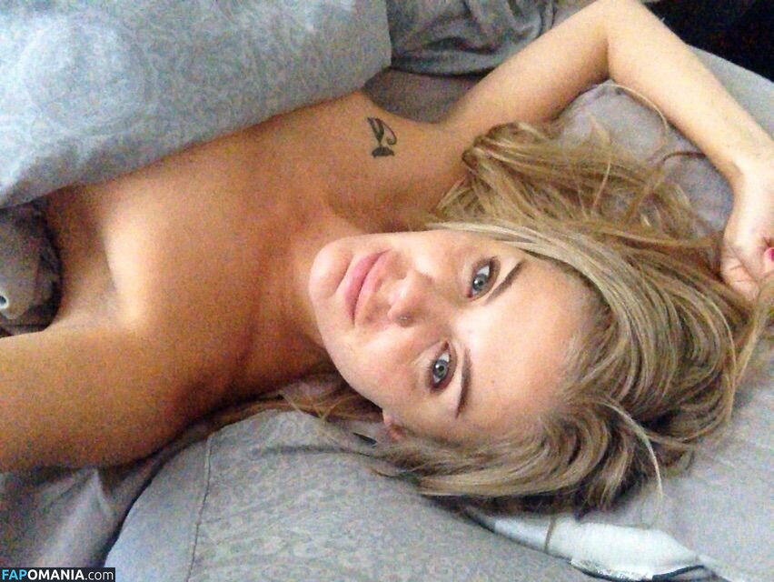 Alice Haig Nackt Geleaktes Foto #3