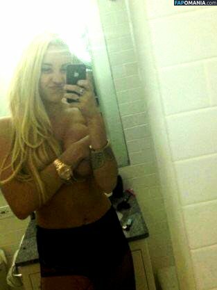 Amanda Bynes Nackt Geleaktes Foto #2