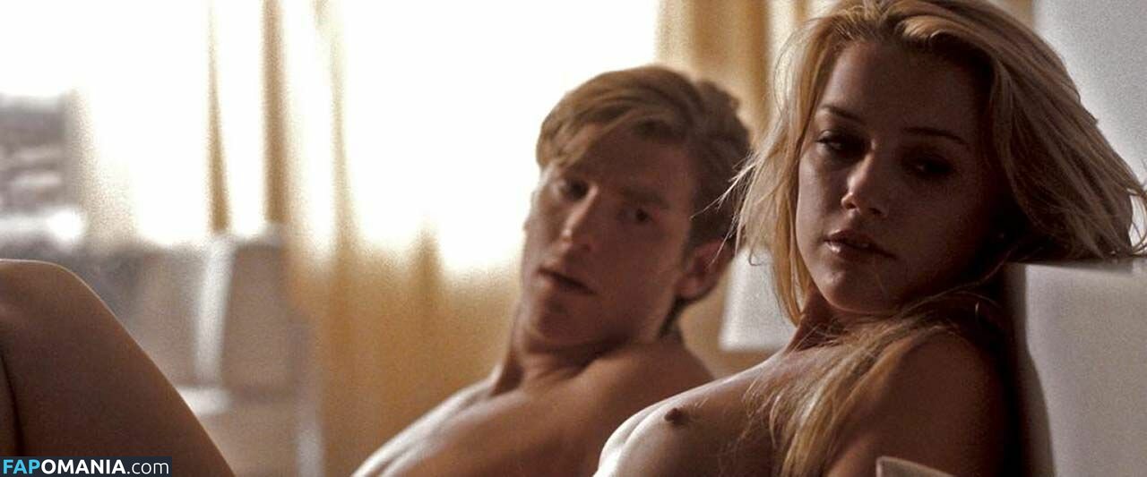 Amber Heard Nackt Geleaktes Foto #30