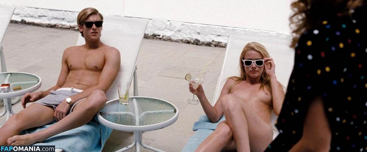 Amber Heard Nackt Geleaktes Foto #39