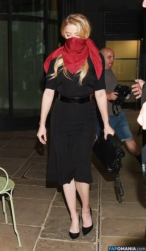 Amber Heard Nackt Geleaktes Foto #59