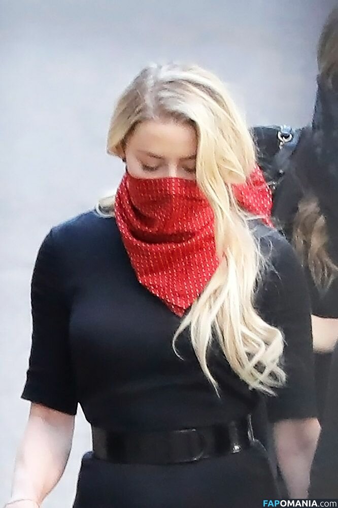 Amber Heard Nackt Geleaktes Foto #66