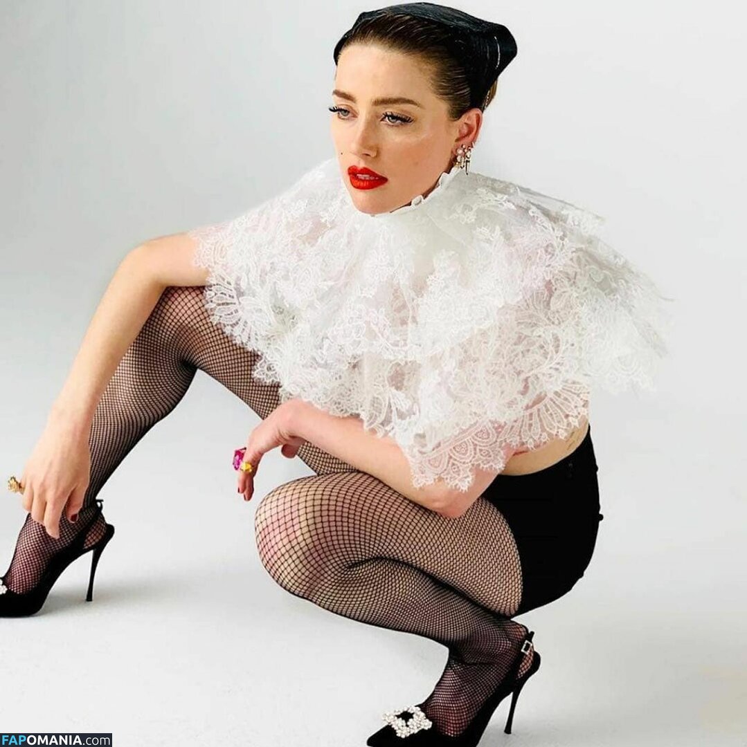 Amber Heard Nackt Geleaktes Foto #133