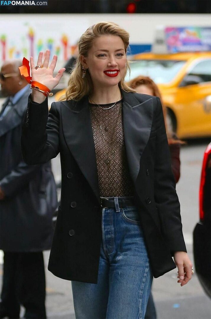 Amber Heard Nackt Geleaktes Foto #199