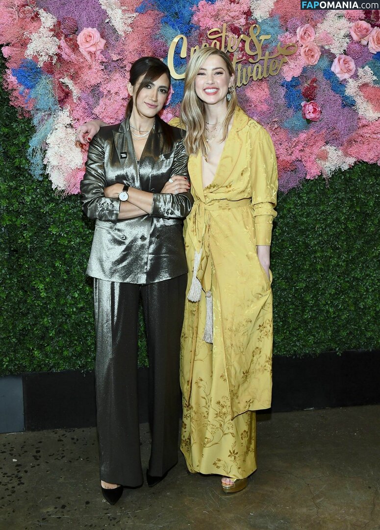 Amber Heard Nackt Geleaktes Foto #266