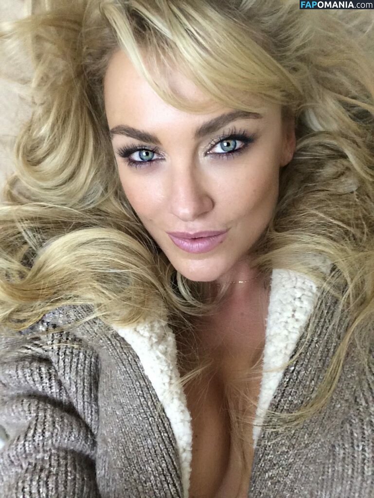 Amber Nichole Miller Nackt Geleaktes Foto #57