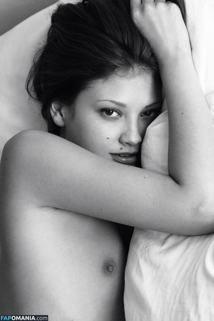 Ana Predo Nackt Geleaktes Foto #70