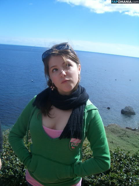 Anna Kendrick Nackt Geleaktes Foto #14