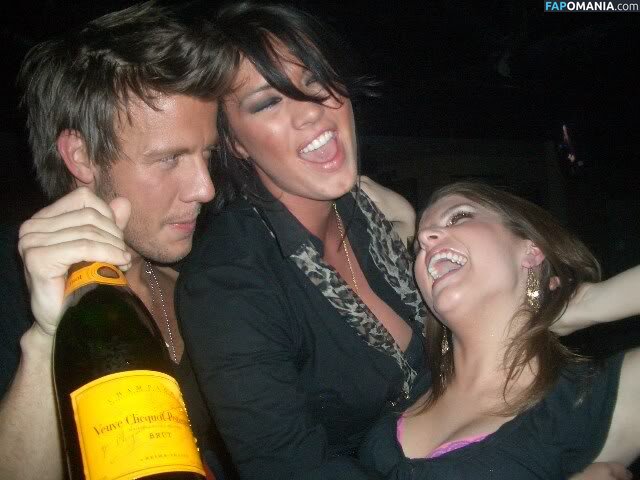 Anna Kendrick Nackt Geleaktes Foto #24