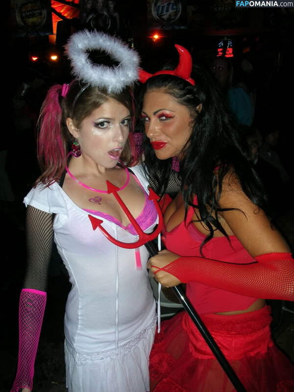 Anna Kendrick Nackt Geleaktes Foto #50