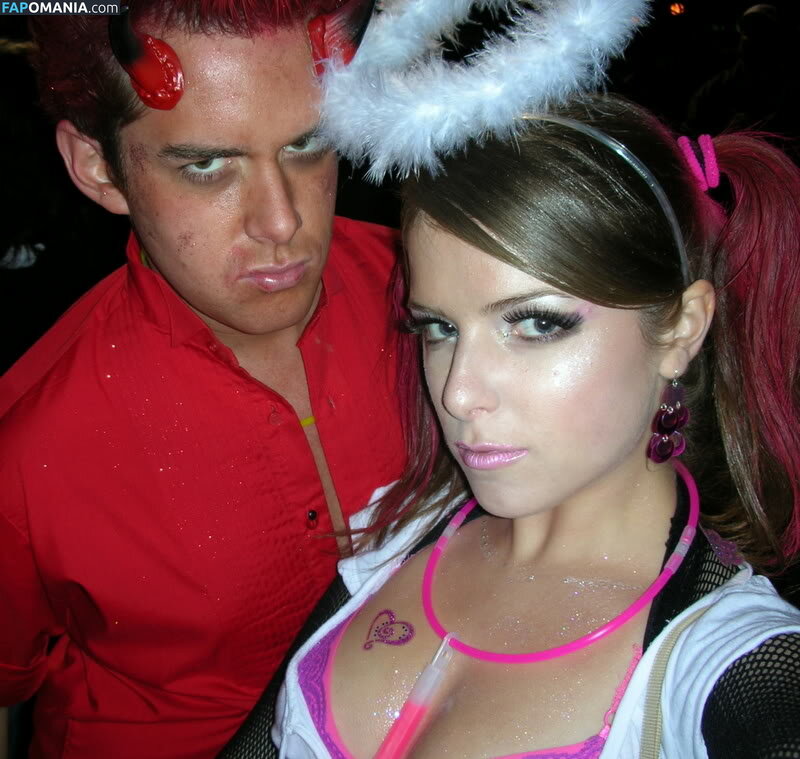 Anna Kendrick Nackt Geleaktes Foto #54