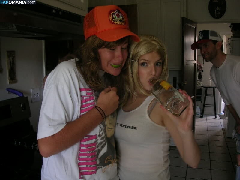 Anna Kendrick Nackt Geleaktes Foto #81