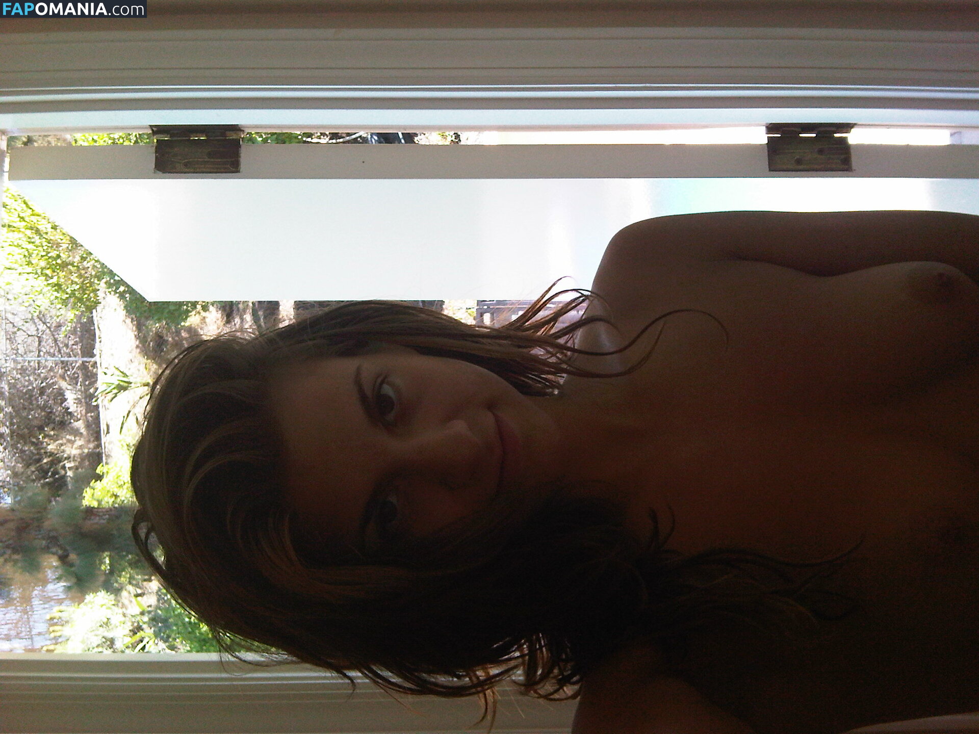 AnnaLynne McCord Nackt Geleaktes Foto #14