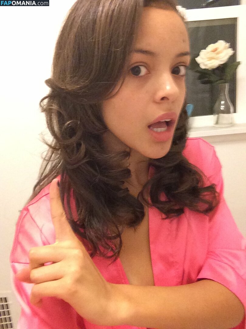 Aubrey Cleland Nackt Geleaktes Foto #54