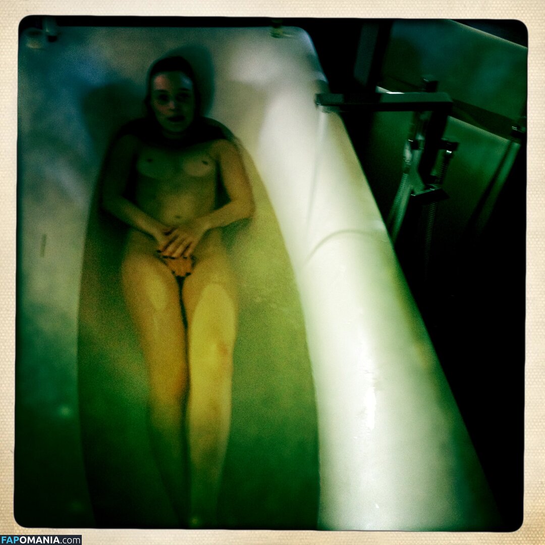 Bella Heathcote Nackt Geleaktes Foto #6