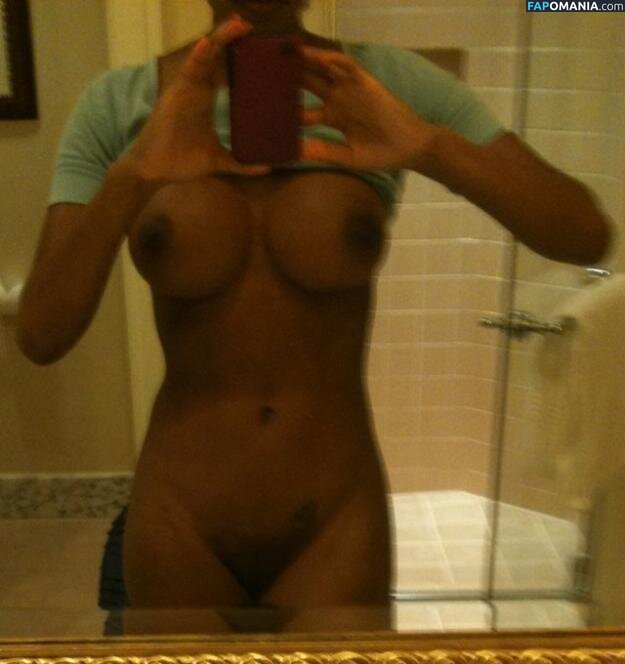 Brandi Rhodes Nackt Geleaktes Foto #3