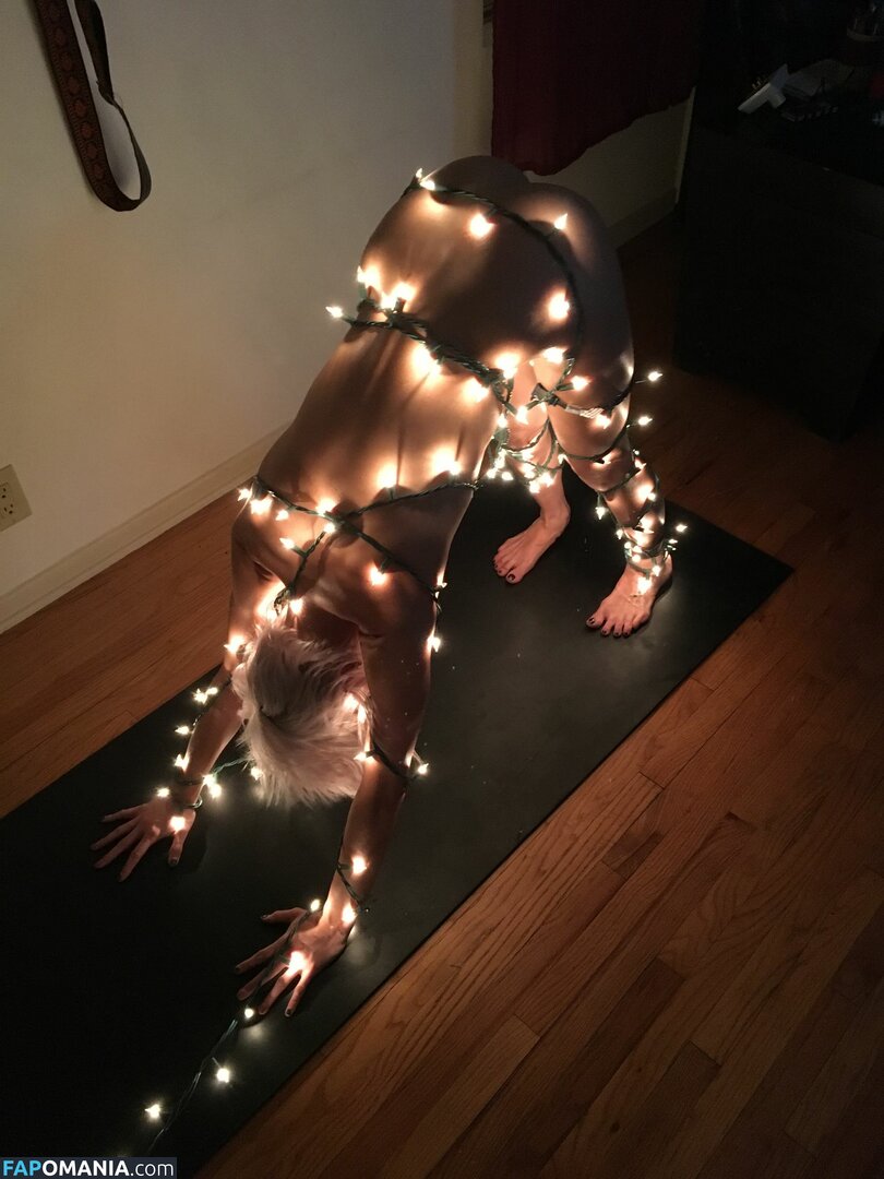 Britni Sheridan Nackt Geleaktes Foto #4