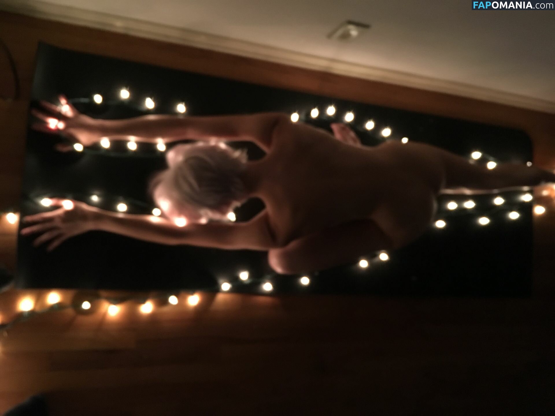 Britni Sheridan Nackt Geleaktes Foto #33