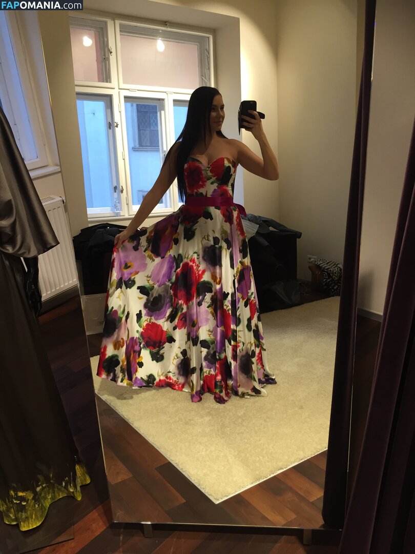 Carina Schwarz Nackt Geleaktes Foto #154