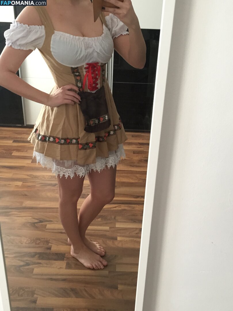 Carina Schwarz Nackt Geleaktes Foto #165