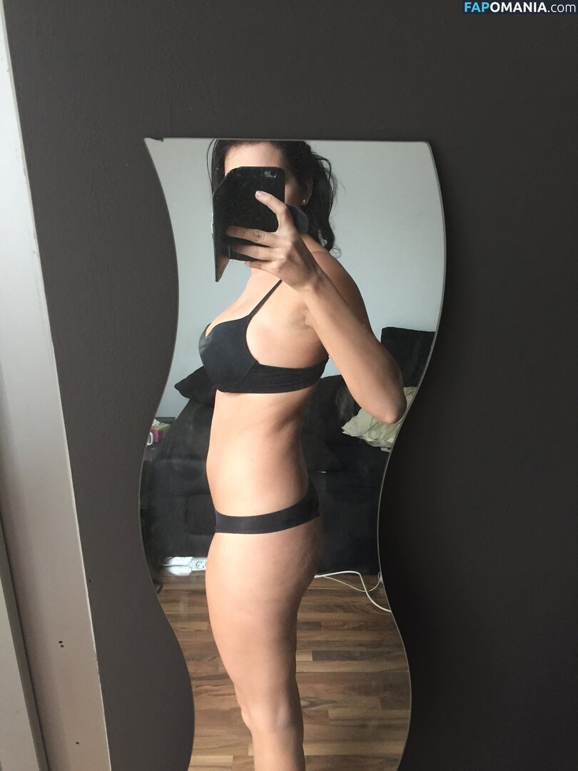 Carina Schwarz Nackt Geleaktes Foto #181