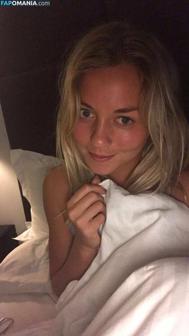 Carina Witthoeft Nackt Geleaktes Foto #38