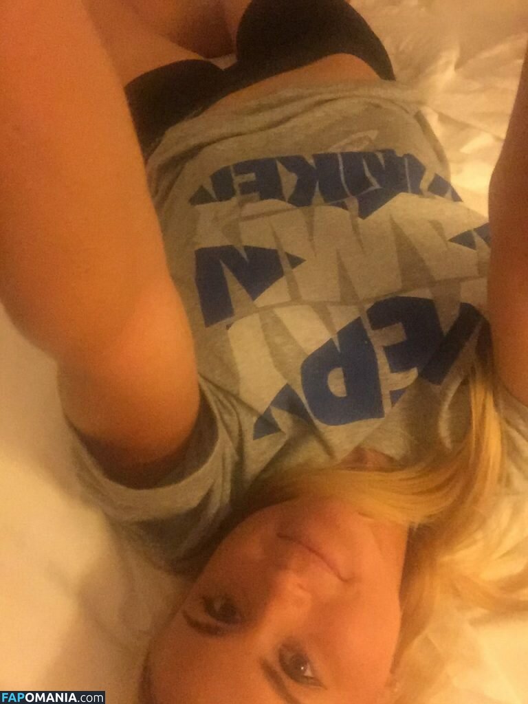 Carly Booth Nackt Geleaktes Foto #41