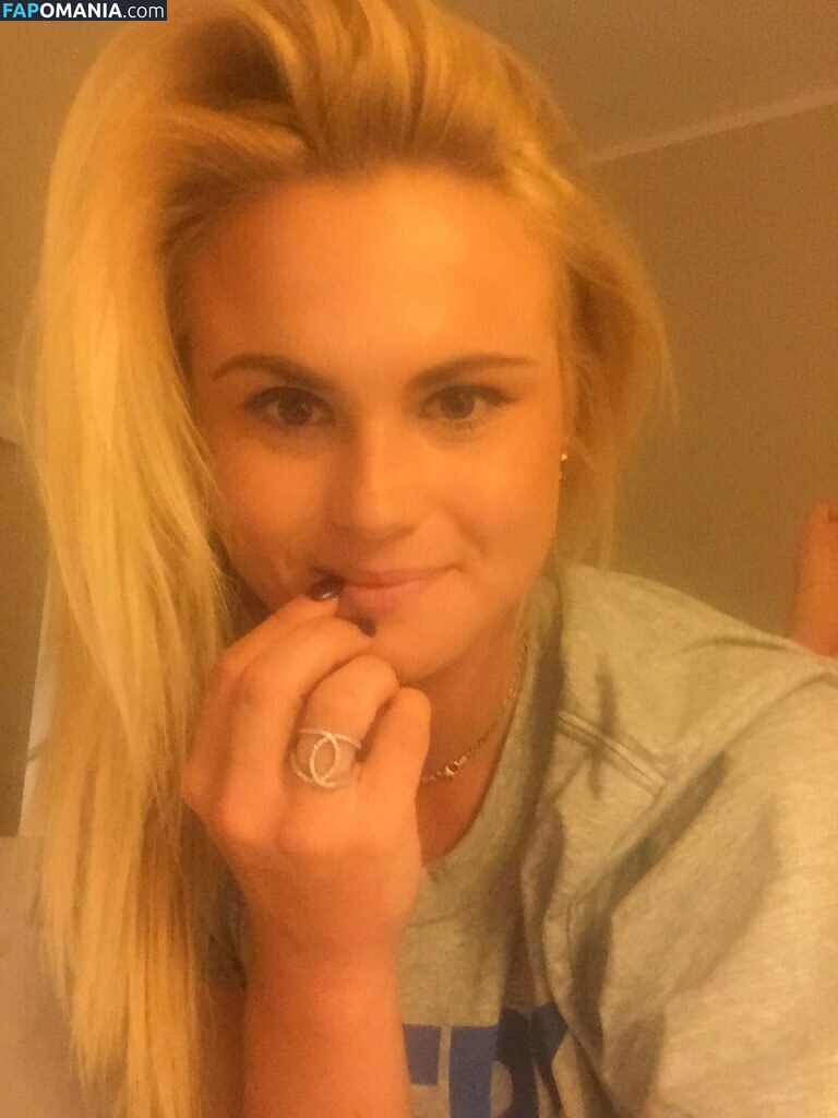 Carly Booth Nackt Geleaktes Foto #47