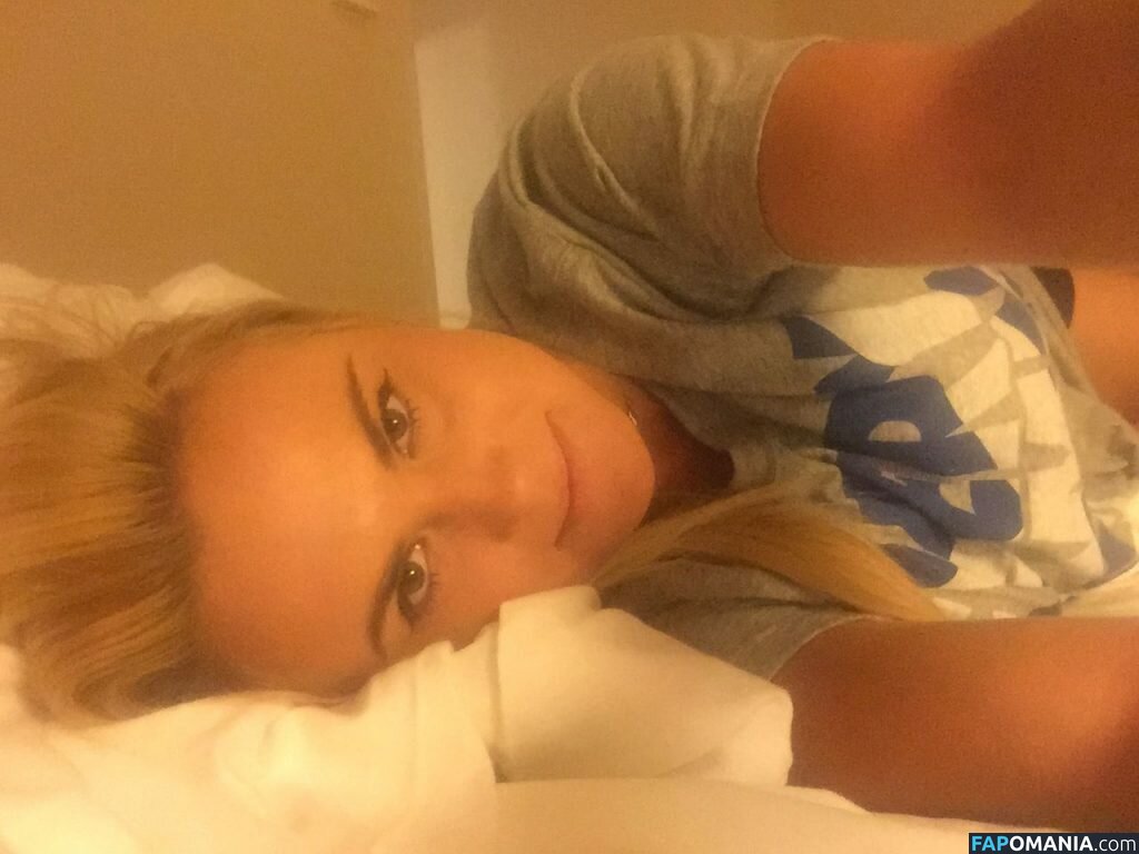 Carly Booth Nackt Geleaktes Foto #50