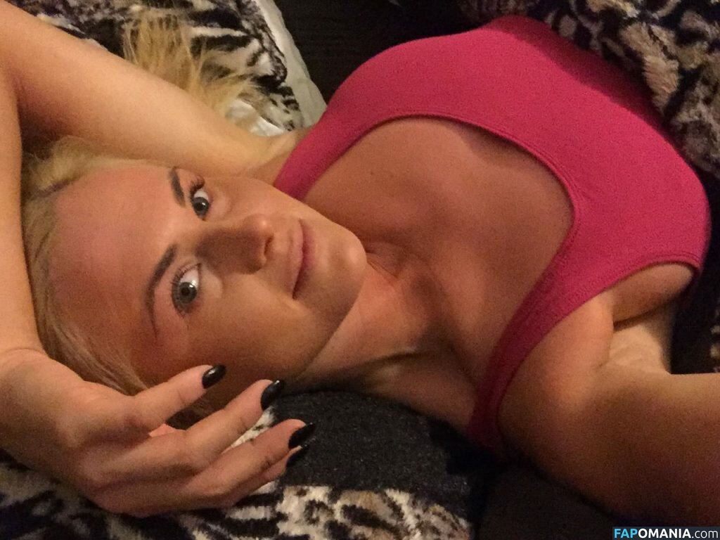 Carly Booth Nackt Geleaktes Foto #91