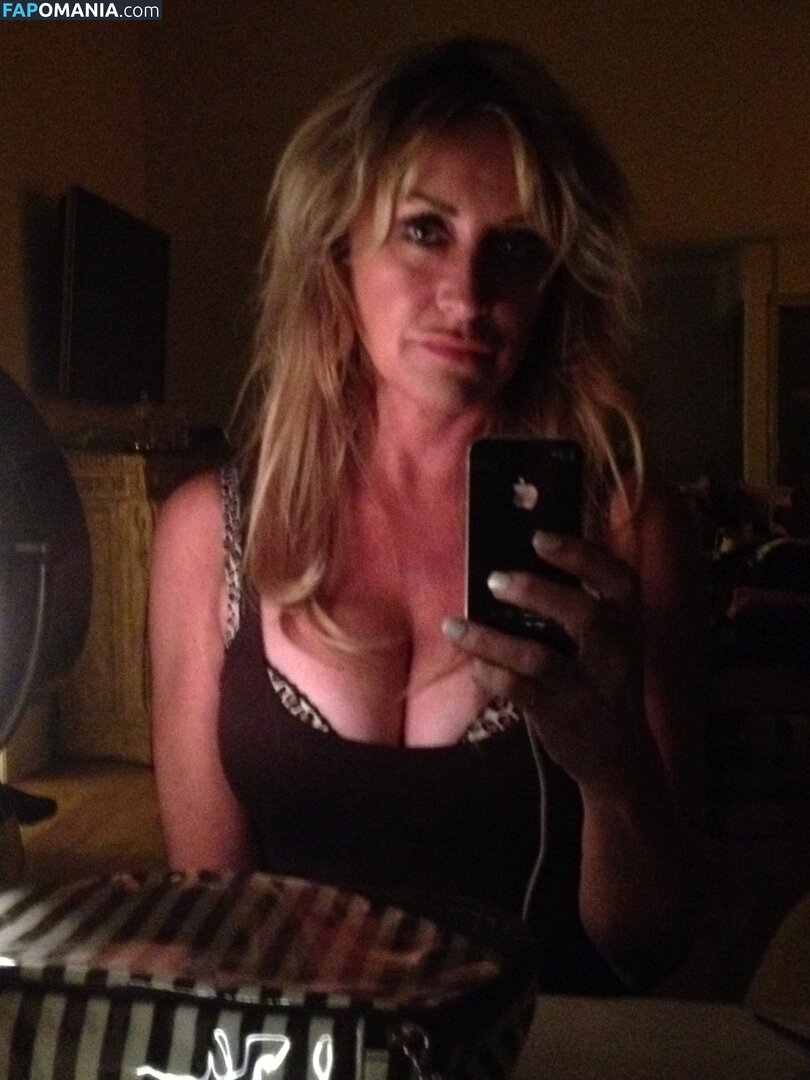 Carrie Michalka Nackt Geleaktes Foto #20