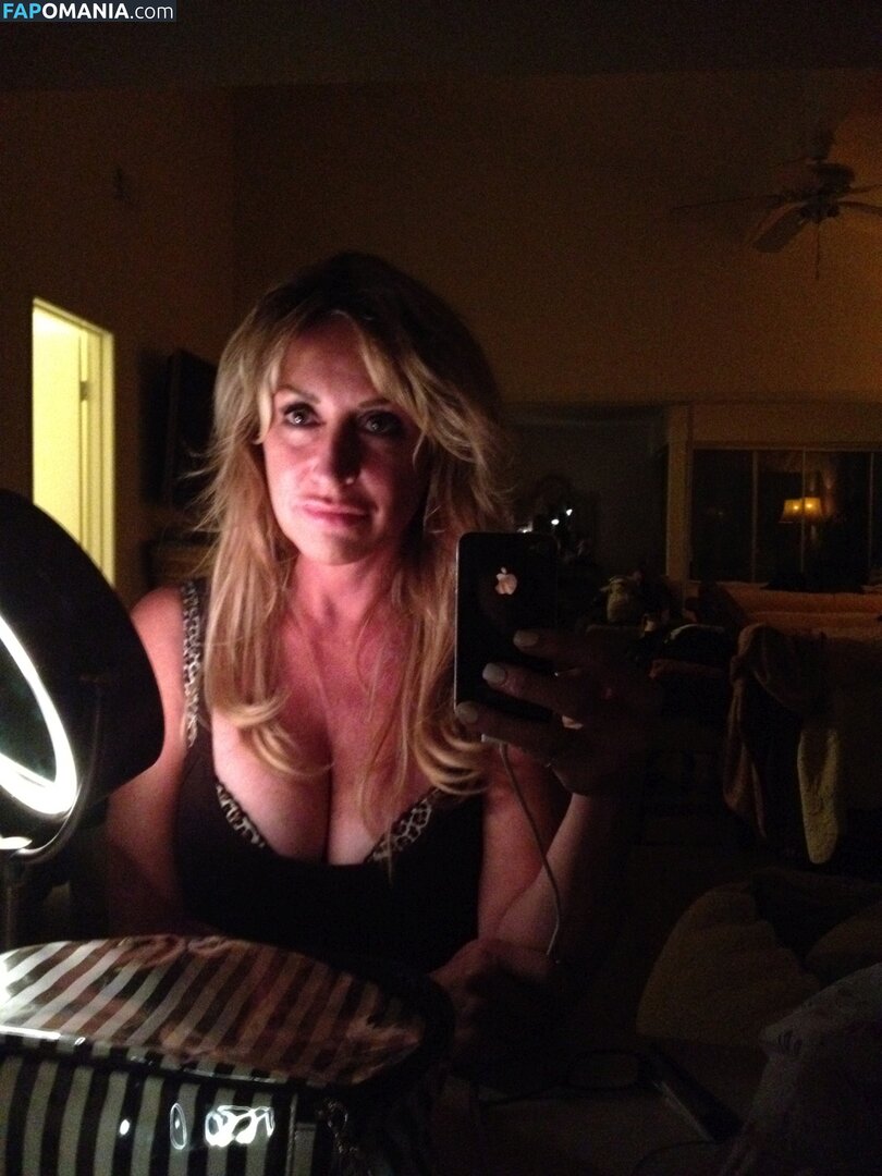 Carrie Michalka Nackt Geleaktes Foto #25