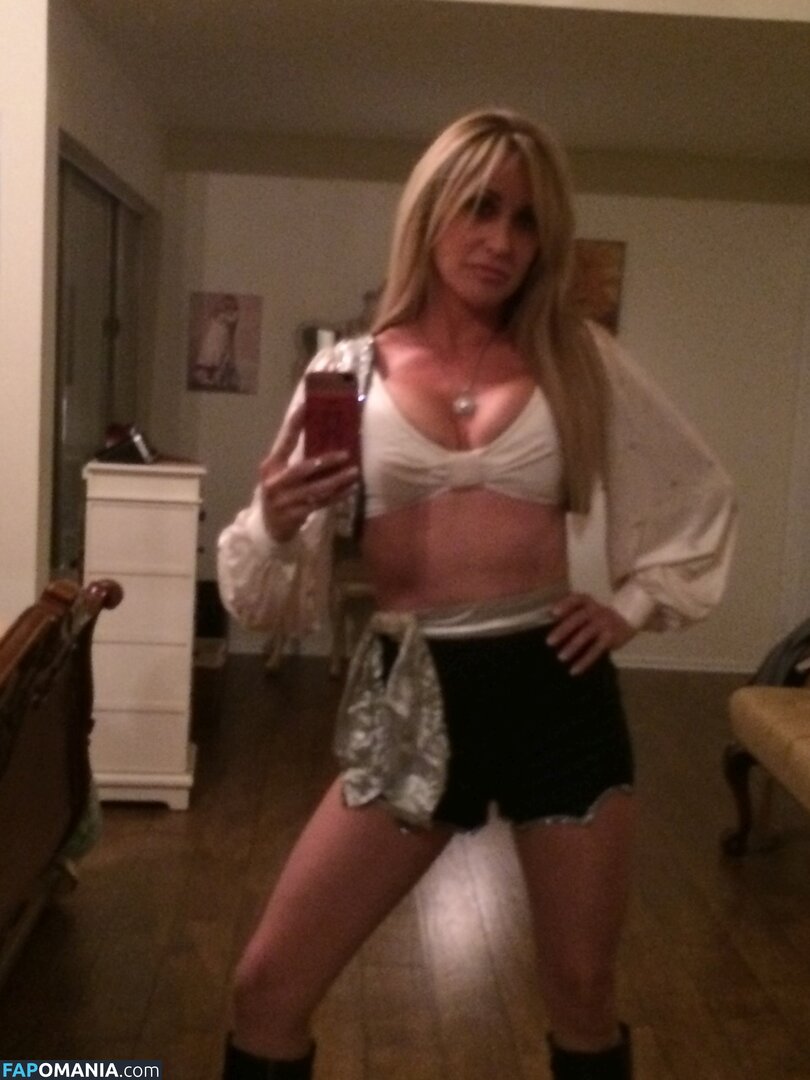 Carrie Michalka Nackt Geleaktes Foto #95