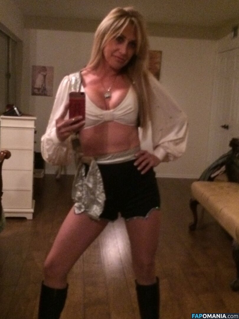 Carrie Michalka Nackt Geleaktes Foto #99