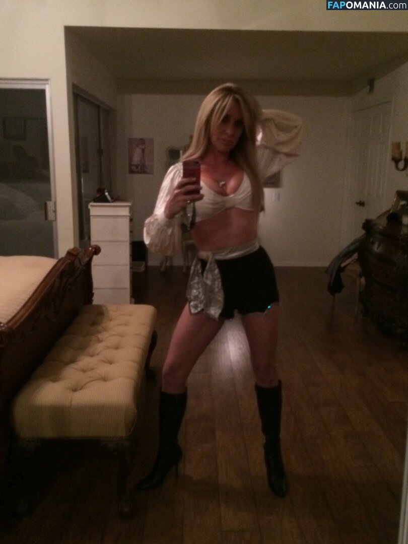 Carrie Michalka Nackt Geleaktes Foto #104