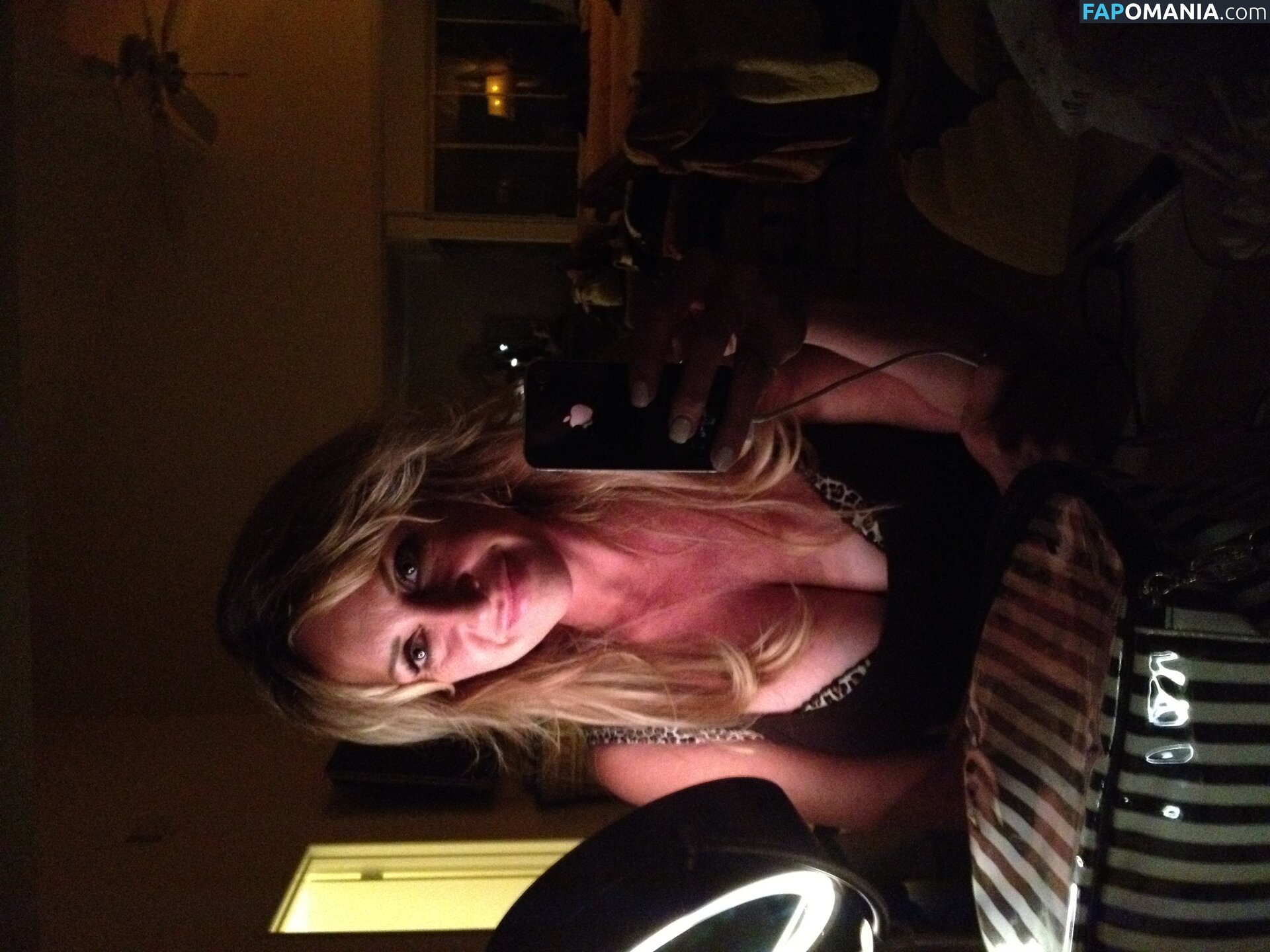 Carrie Michalka Nackt Geleaktes Foto #150