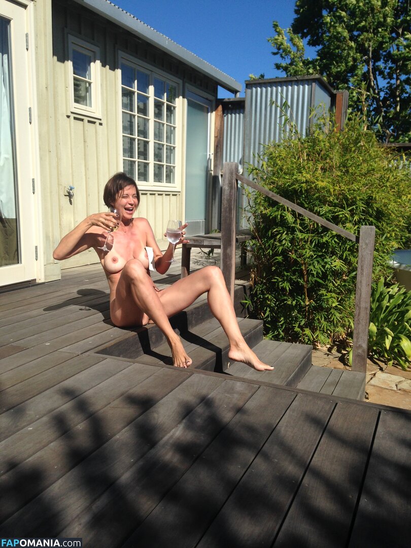 Catherine Bell Nackt Geleaktes Foto #9