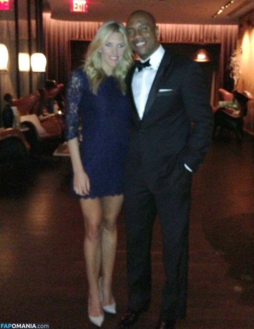 Charissa Thompson Nackt Geleaktes Foto #2