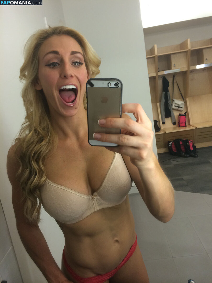 Charlotte Flair Nackt Geleaktes Foto #11