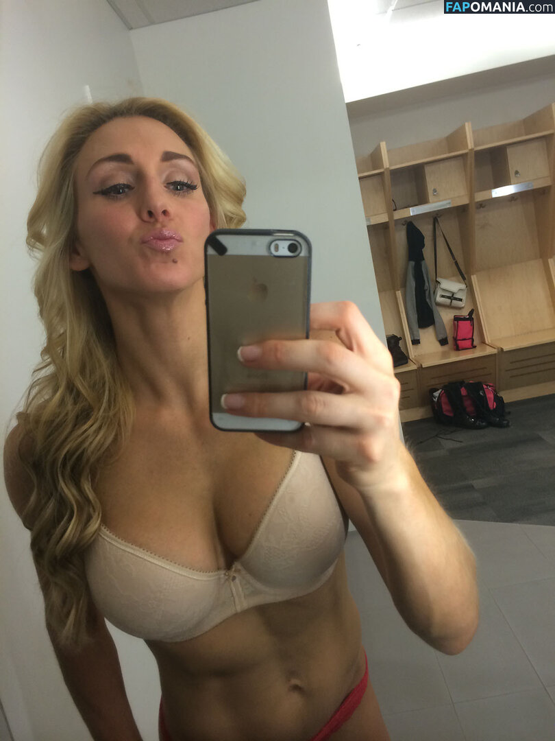 Charlotte Flair Nackt Geleaktes Foto #13