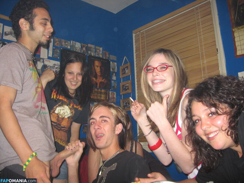 Chloe Dykstra Nackt Geleaktes Foto #42