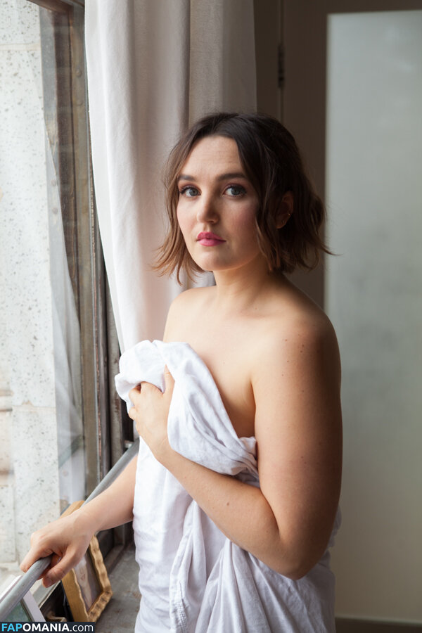 Chloe Fineman Nackt Geleaktes Foto #13