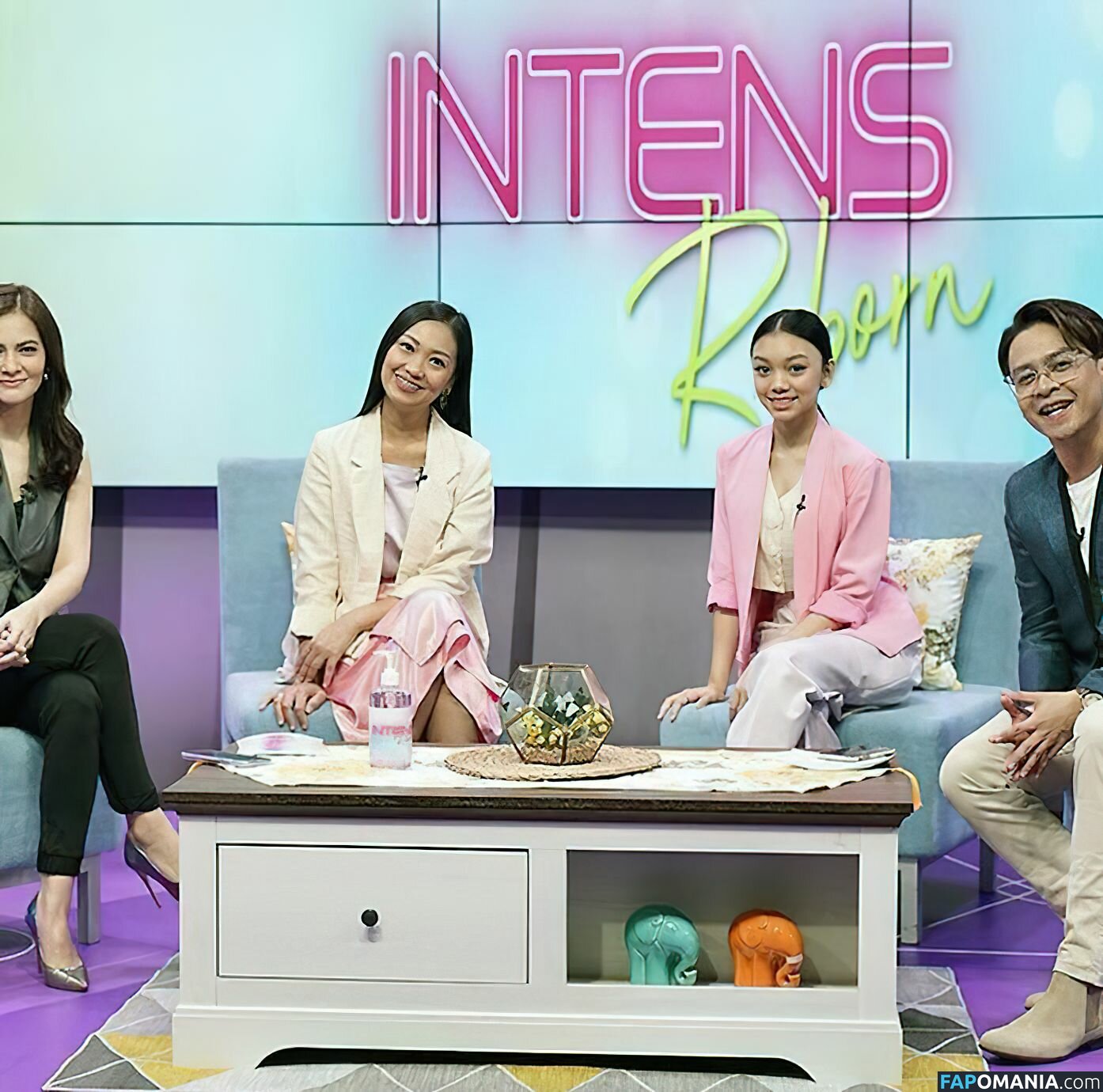 Cut Tari Nackt Geleaktes Foto #55