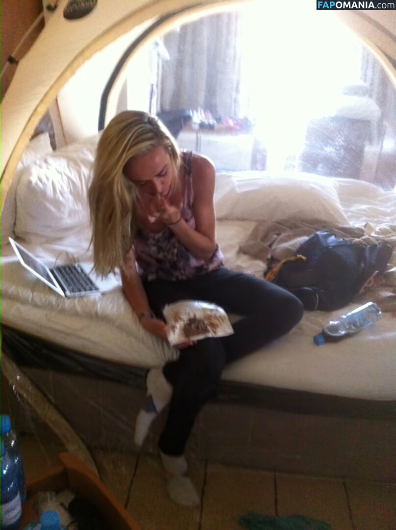 Eilish McColgan Nackt Geleaktes Foto #9