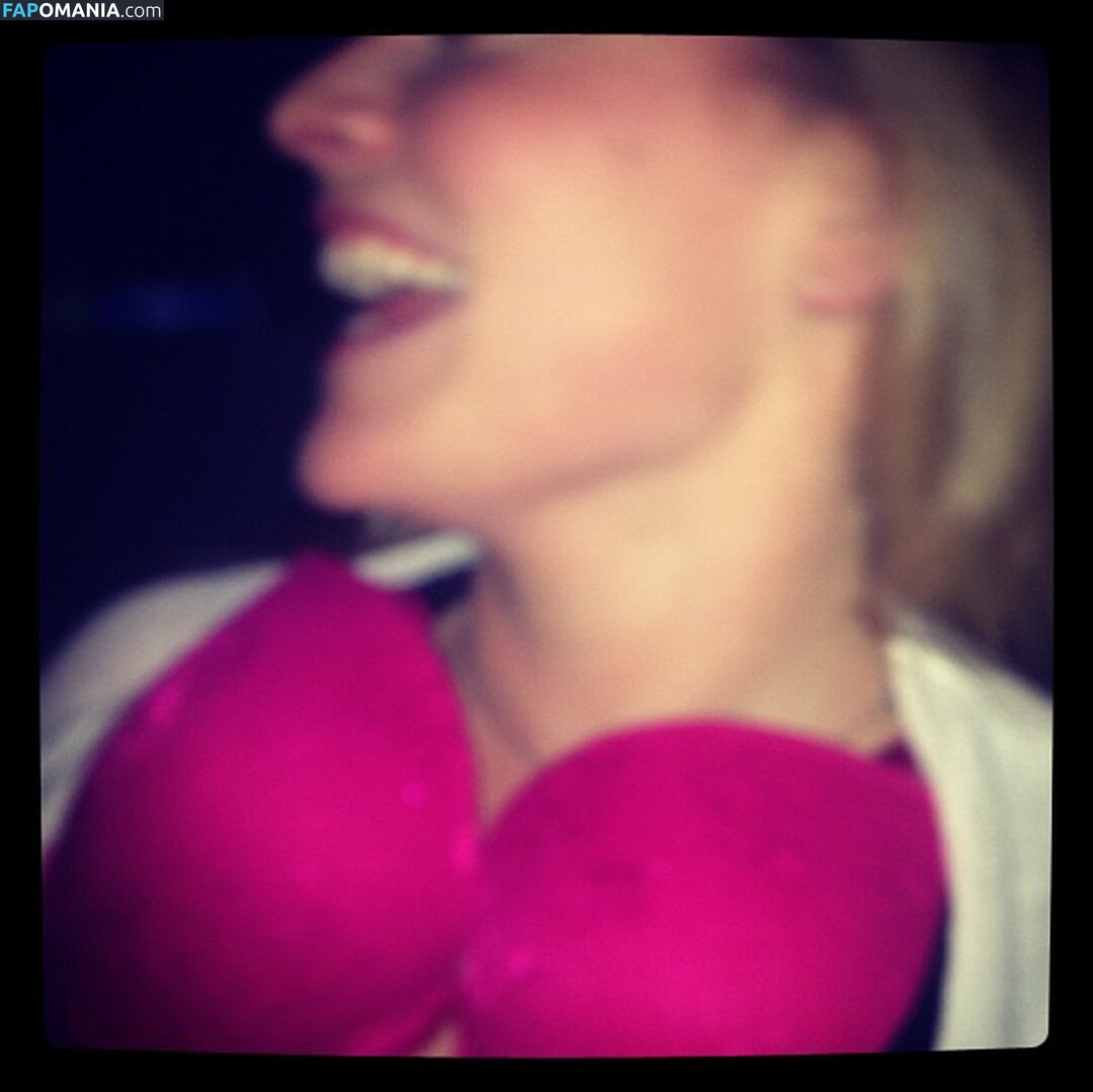Elise Thorsnes Nackt Geleaktes Foto #18